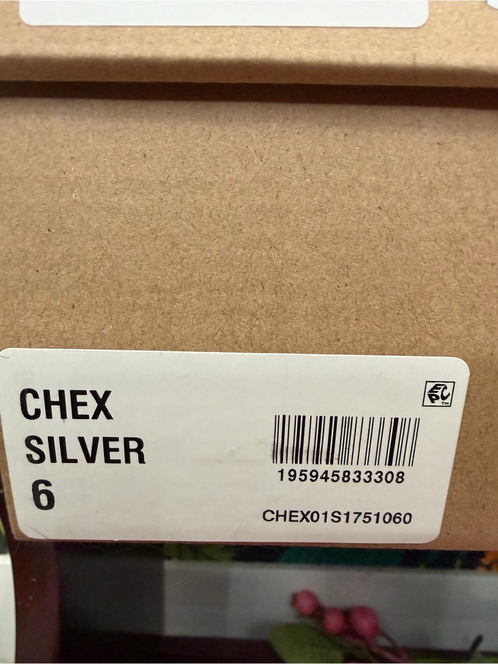 Steve Madden Chex Silver Metallic Puffer Platform Slides Size 6 - Picture 4 of 9